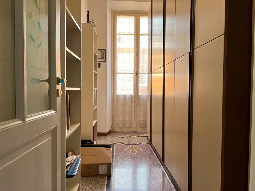Immagine 14 di Appartamento in vendita  a Savona