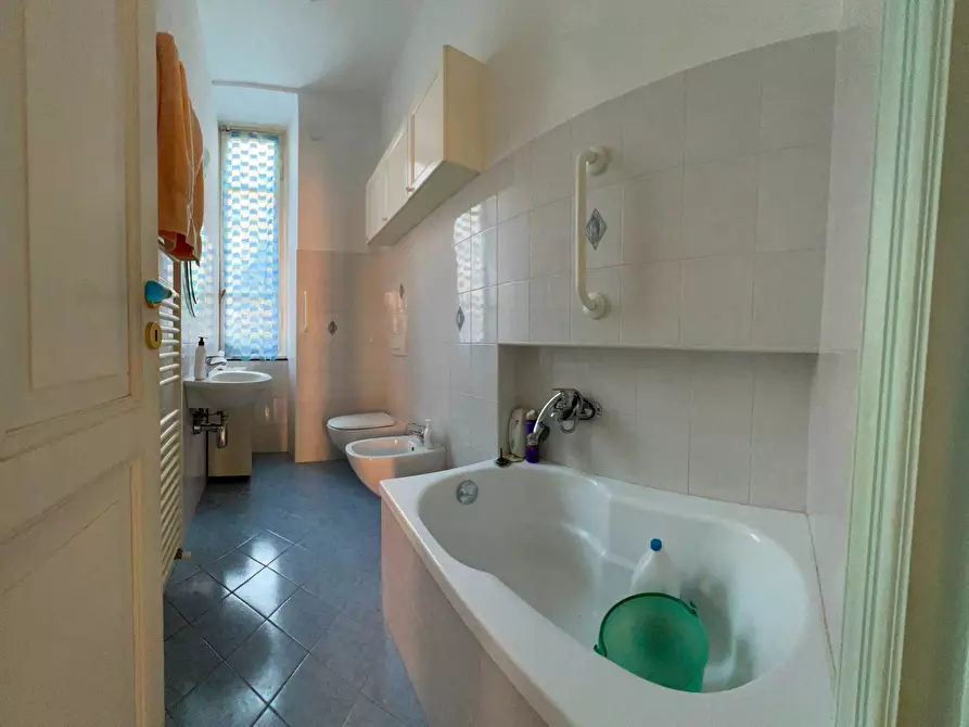 Immagine 19 di Appartamento in vendita  a Savona