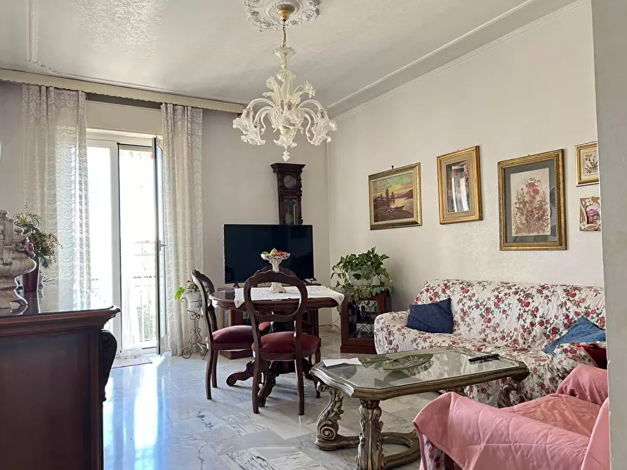 Immagine 4 di Appartamento in vendita  a Savona