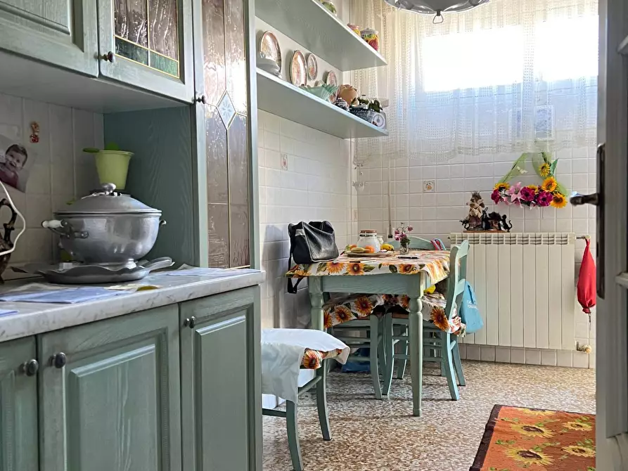 Immagine 6 di Appartamento in vendita  a Savona