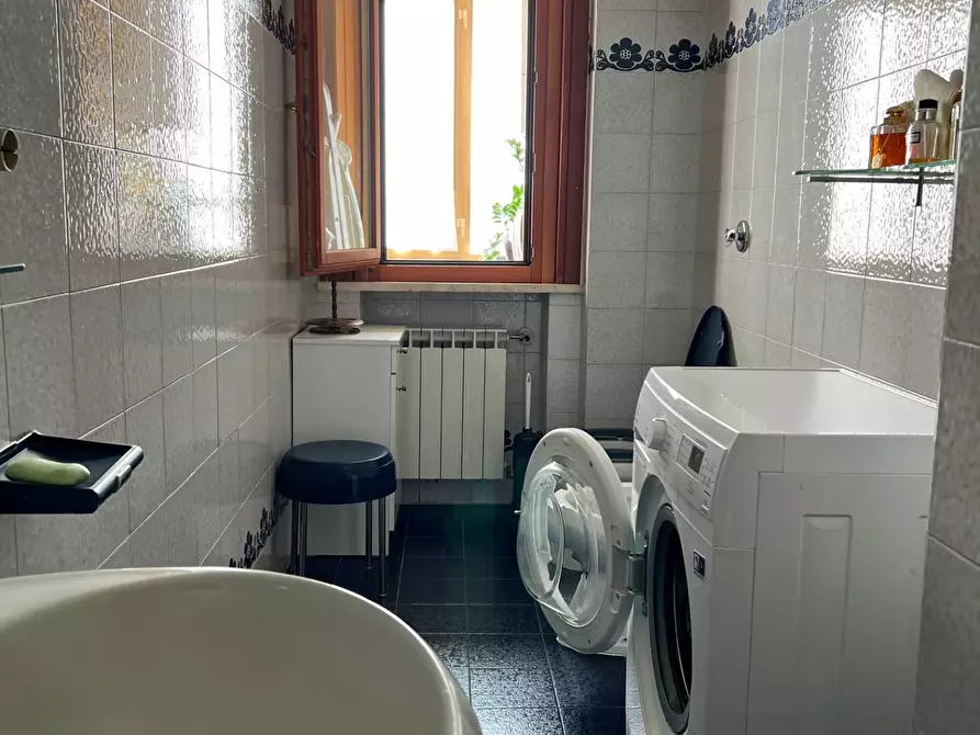 Immagine 18 di Appartamento in vendita  a Savona