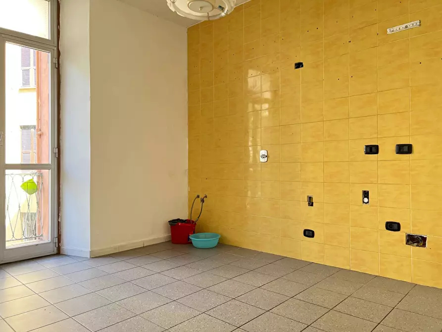 Immagine 5 di Appartamento in vendita  a Savona