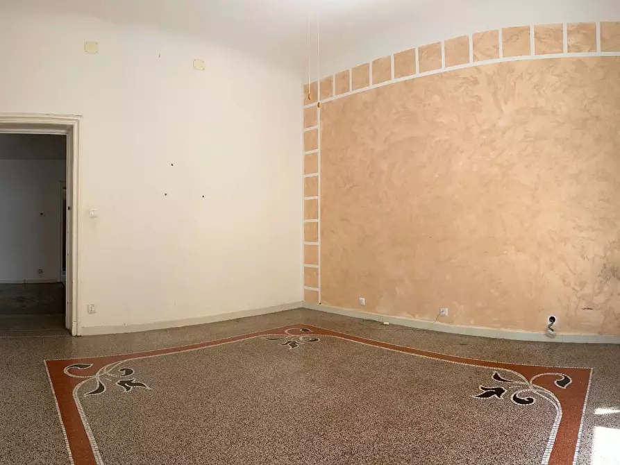 Immagine 12 di Appartamento in vendita  a Savona