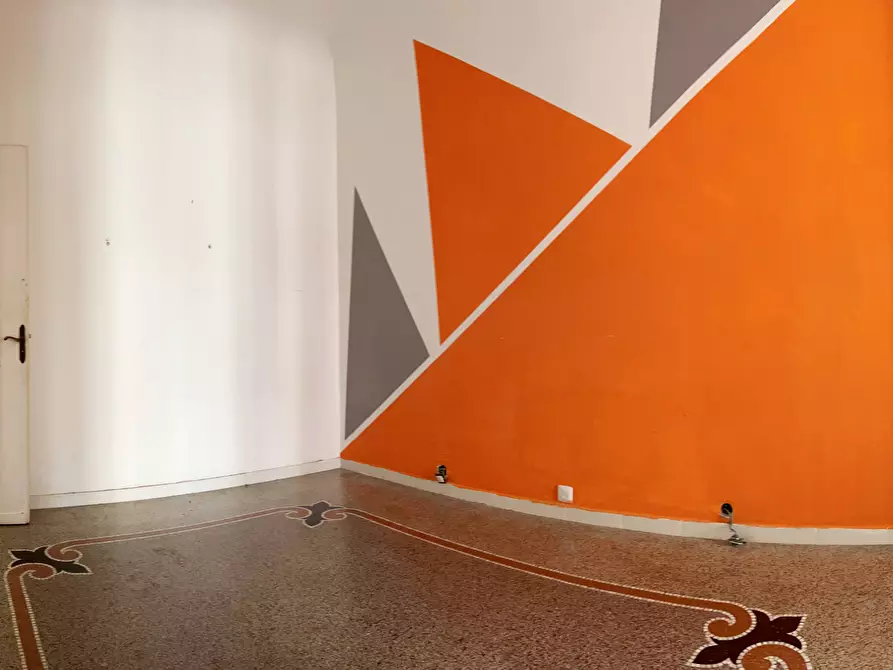 Immagine 15 di Appartamento in vendita  a Savona