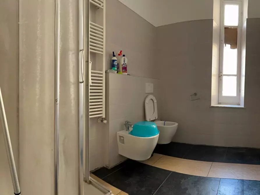 Immagine 19 di Appartamento in vendita  a Savona