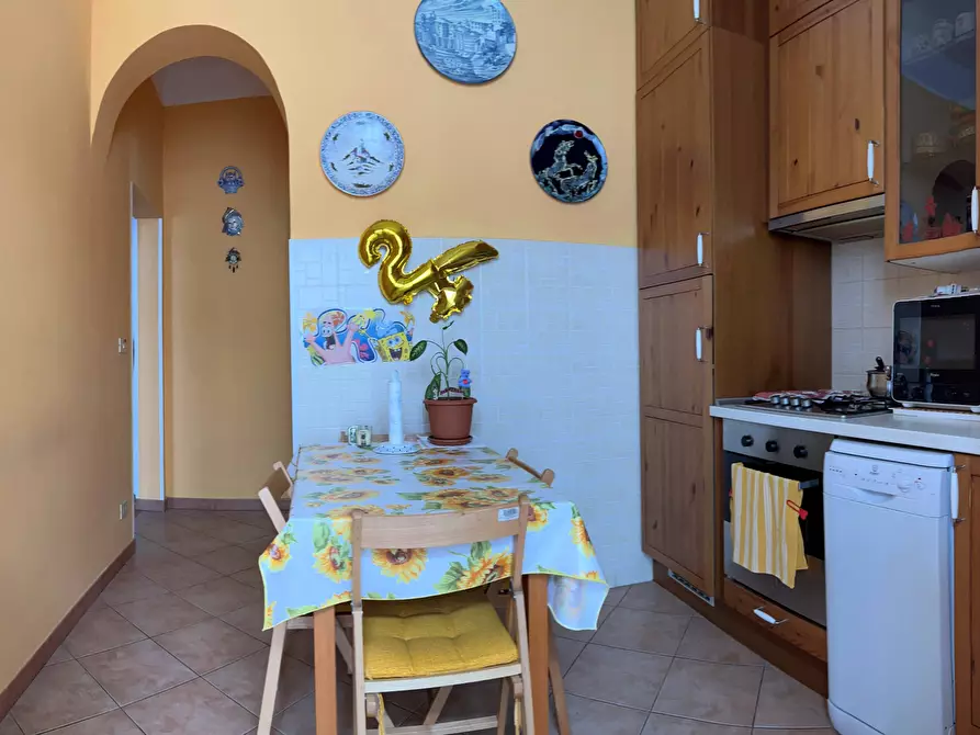 Immagine 7 di Appartamento in vendita  a Savona