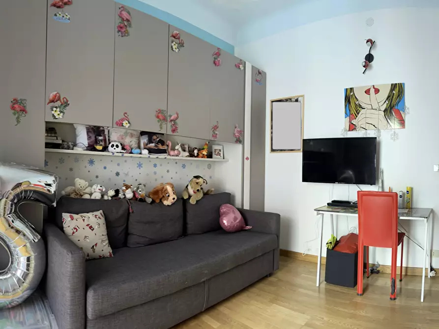 Immagine 17 di Appartamento in vendita  a Savona