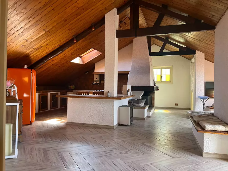 Immagine 4 di Appartamento in vendita  a Savona