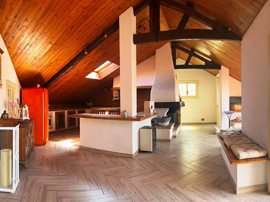 Immagine 1 di Appartamento in vendita  a Savona