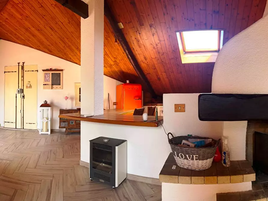 Immagine 6 di Appartamento in vendita  a Savona