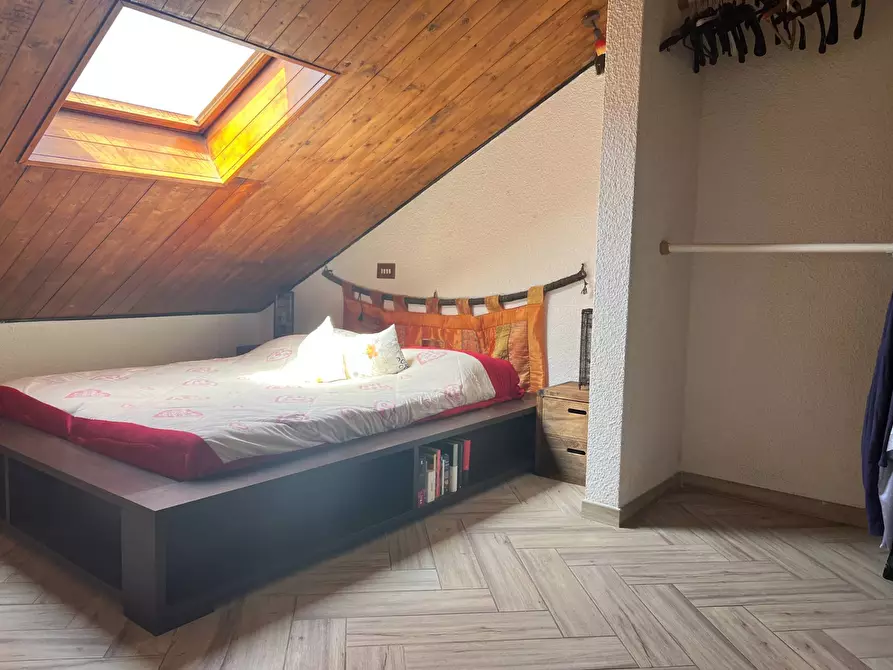 Immagine 9 di Appartamento in vendita  a Savona