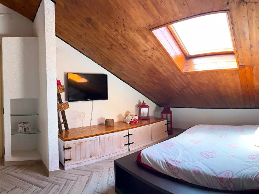 Immagine 11 di Appartamento in vendita  a Savona