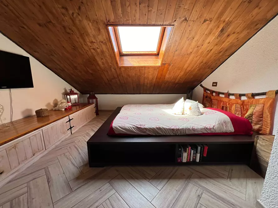 Immagine 12 di Appartamento in vendita  a Savona