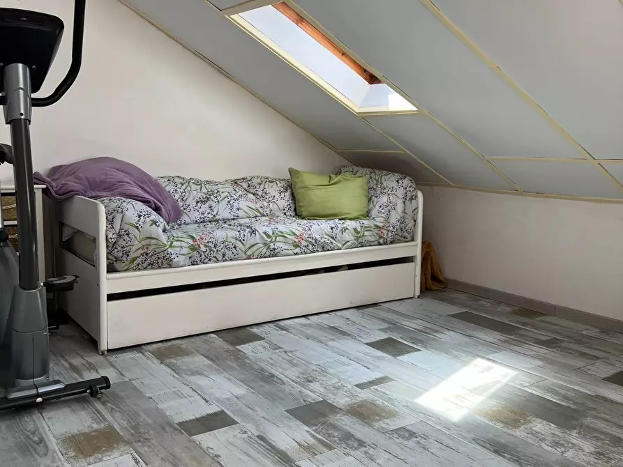 Immagine 13 di Appartamento in vendita  a Savona