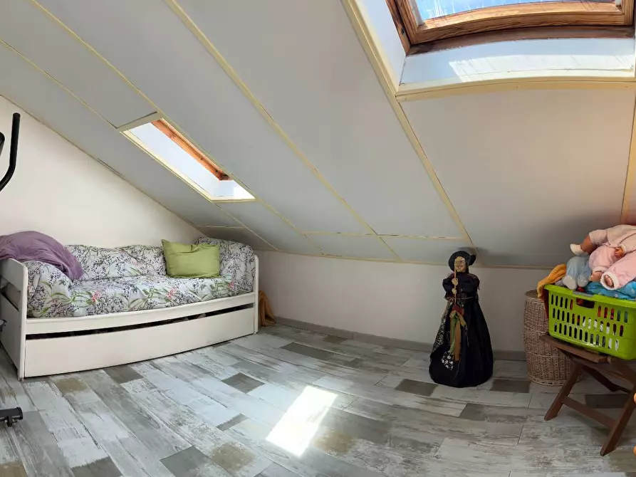 Immagine 14 di Appartamento in vendita  a Savona