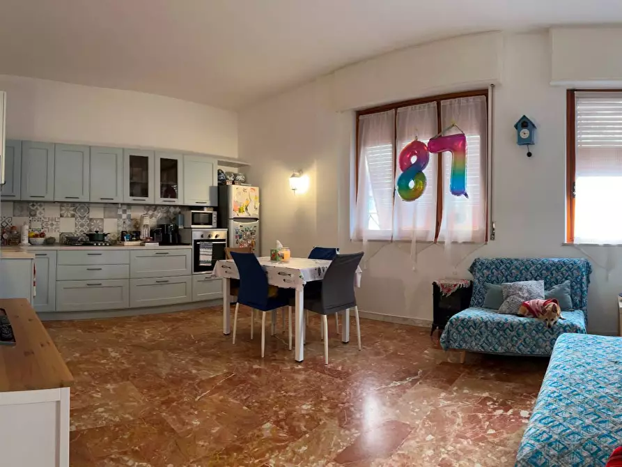 Immagine 6 di Appartamento in vendita  a Savona