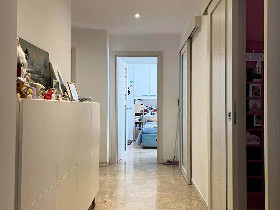 Immagine 8 di Appartamento in vendita  a Savona