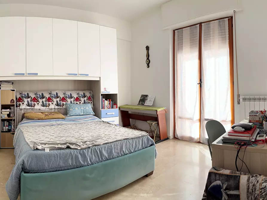 Immagine 10 di Appartamento in vendita  a Savona