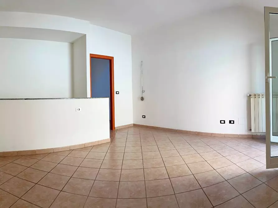 Immagine 12 di Appartamento in vendita  a Savona