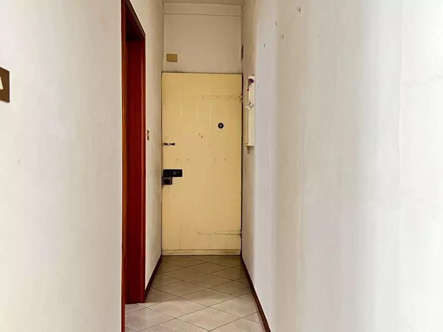 Immagine 7 di Appartamento in vendita  a Savona