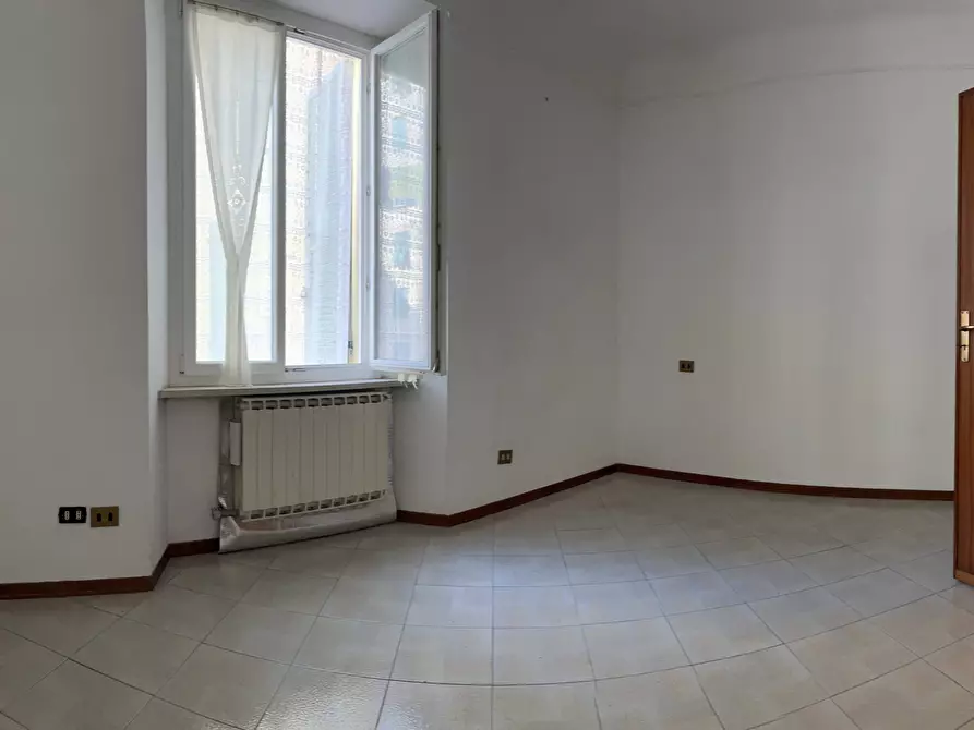 Immagine 8 di Appartamento in vendita  a Savona