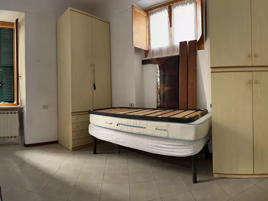 Immagine 16 di Appartamento in vendita  a Savona