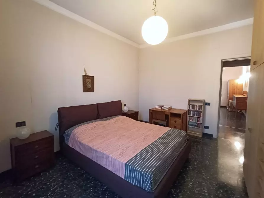 Immagine 12 di Appartamento in vendita  a Savona