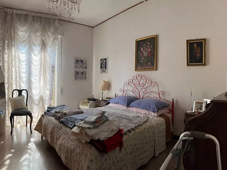 Immagine 13 di Appartamento in vendita  a Savona