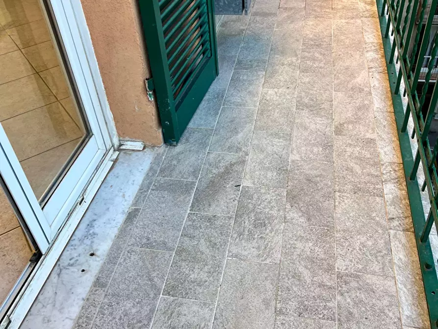 Immagine 7 di Appartamento in vendita  a Savona