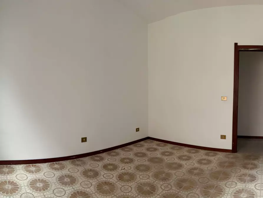 Immagine 14 di Appartamento in vendita  a Savona