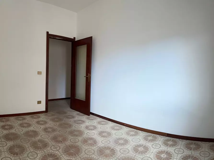 Immagine 15 di Appartamento in vendita  a Savona