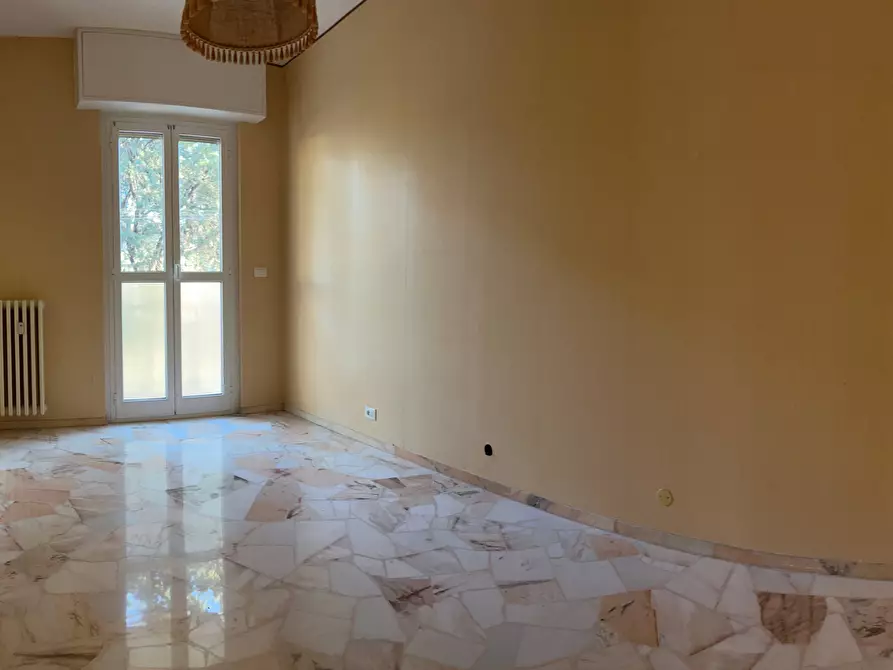 Immagine 9 di Appartamento in vendita  a Savona