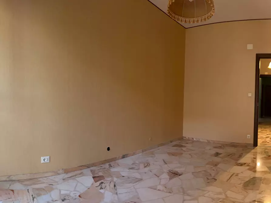 Immagine 10 di Appartamento in vendita  a Savona