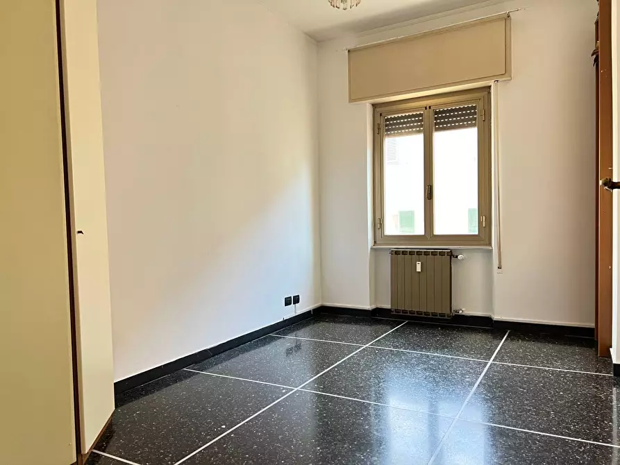 Immagine 10 di Appartamento in vendita  a Savona