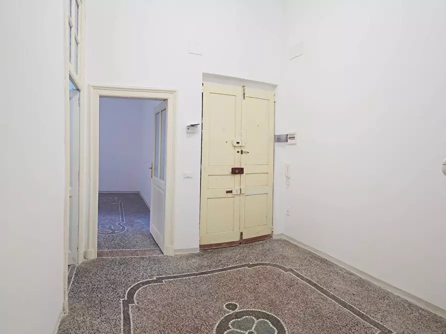 Immagine 3 di Appartamento in vendita  a Savona