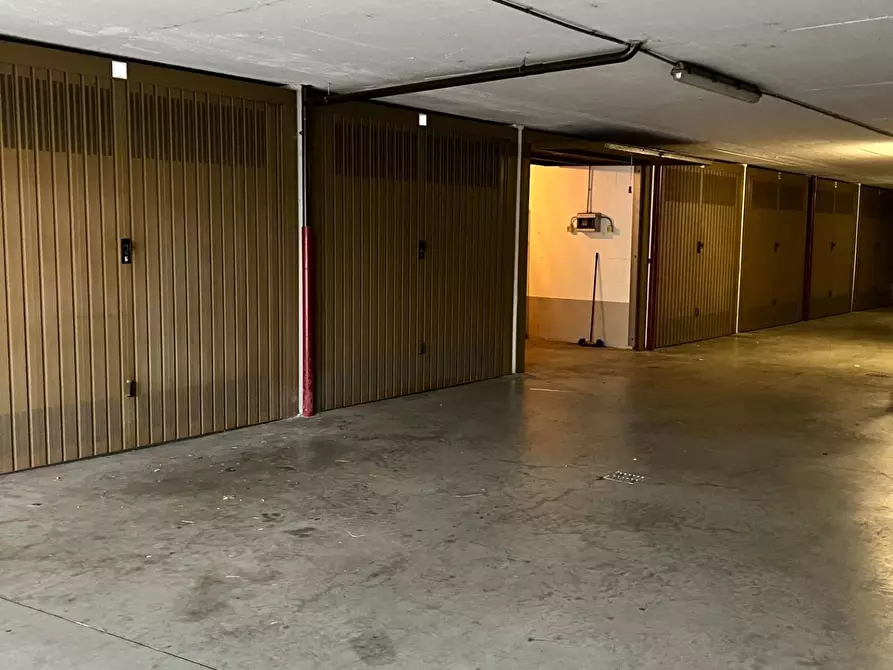 Immagine 14 di Box auto in vendita  a Savona