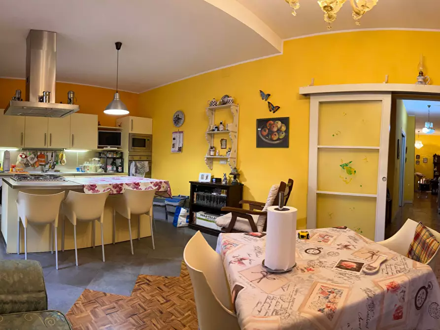 Immagine 6 di Appartamento in vendita  a Savona