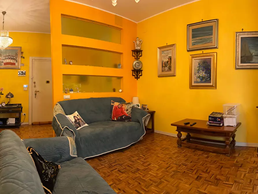 Immagine 13 di Appartamento in vendita  a Savona