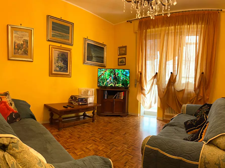 Immagine 14 di Appartamento in vendita  a Savona