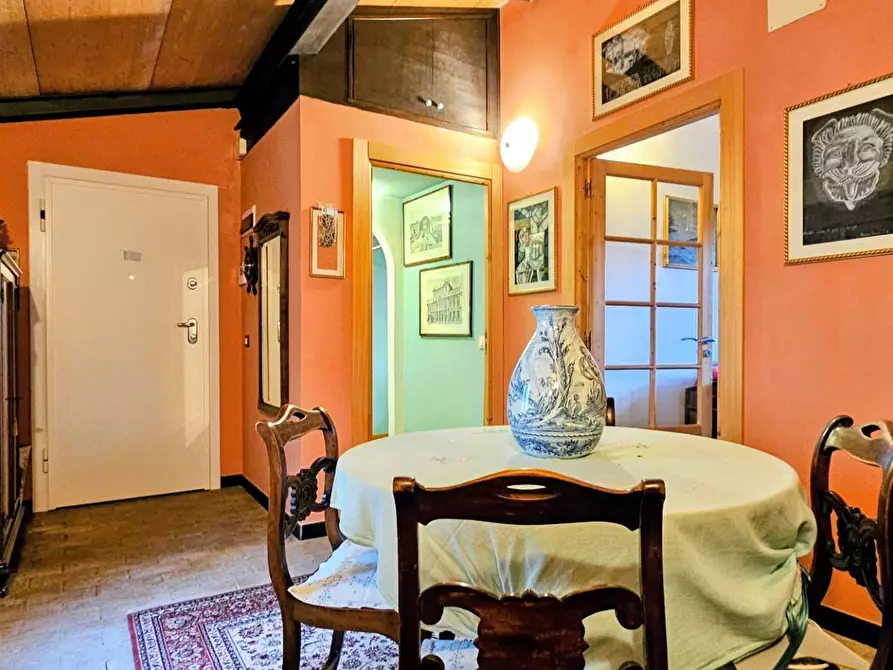 Immagine 2 di Appartamento in vendita  a Savona