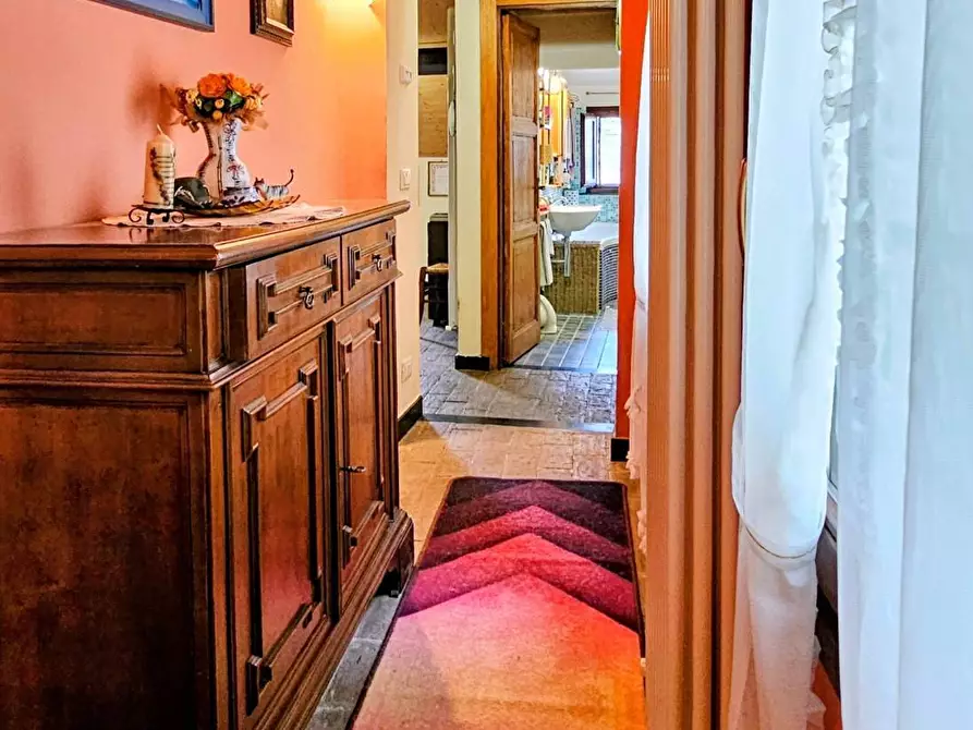 Immagine 5 di Appartamento in vendita  a Savona