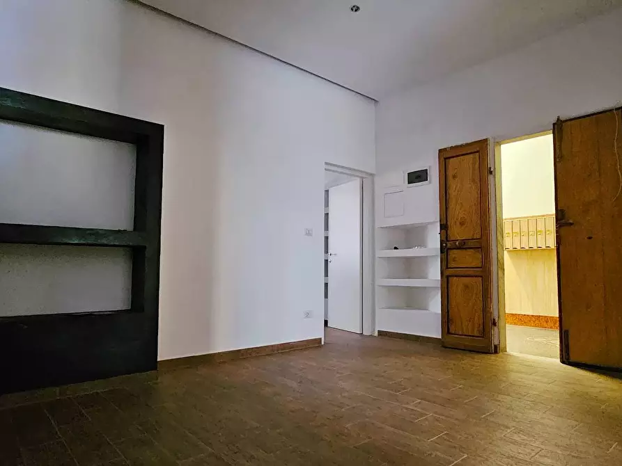 Immagine 4 di Appartamento in vendita  a Savona