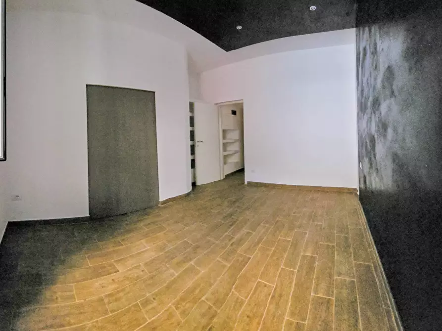 Immagine 13 di Appartamento in vendita  a Savona