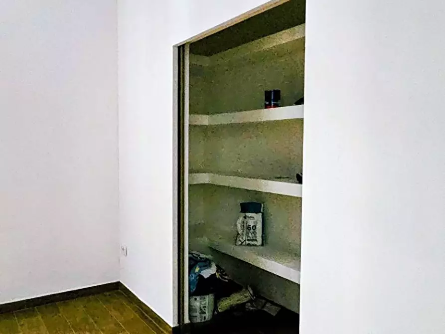 Immagine 16 di Appartamento in vendita  a Savona