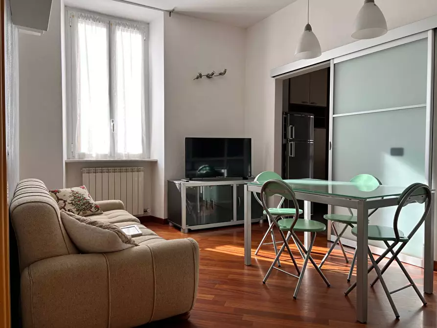 Immagine 3 di Appartamento in vendita  a Savona