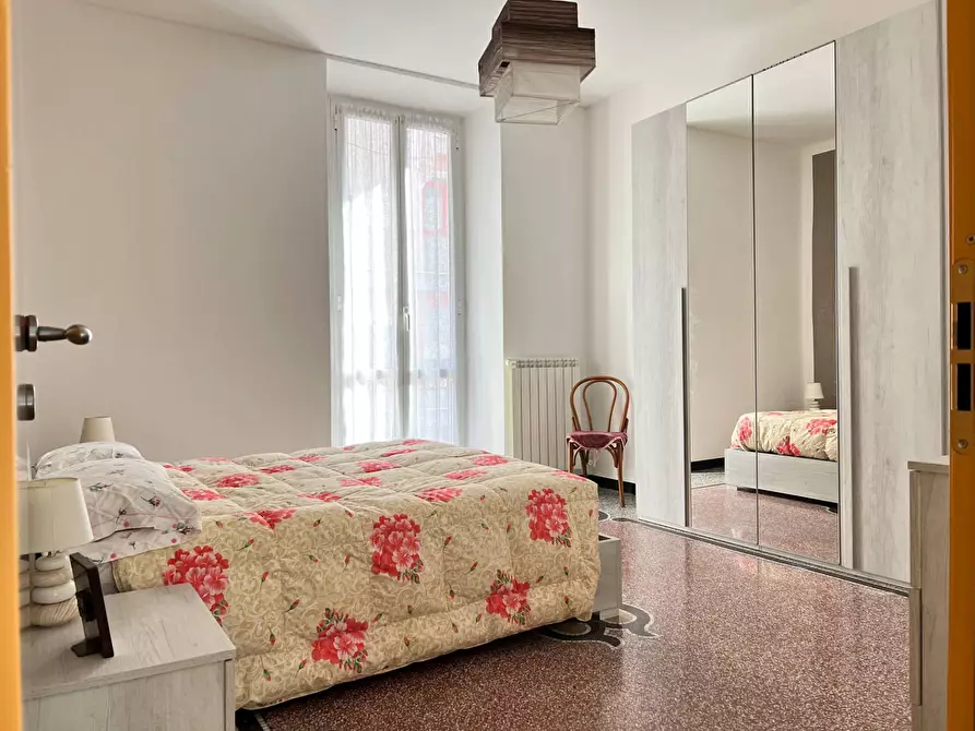 Immagine 9 di Appartamento in vendita  a Savona