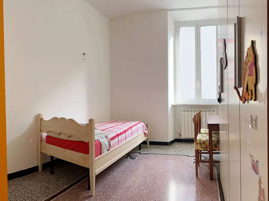 Immagine 14 di Appartamento in vendita  a Savona