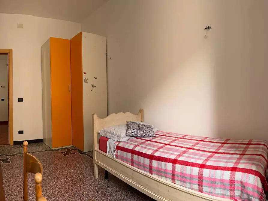 Immagine 15 di Appartamento in vendita  a Savona