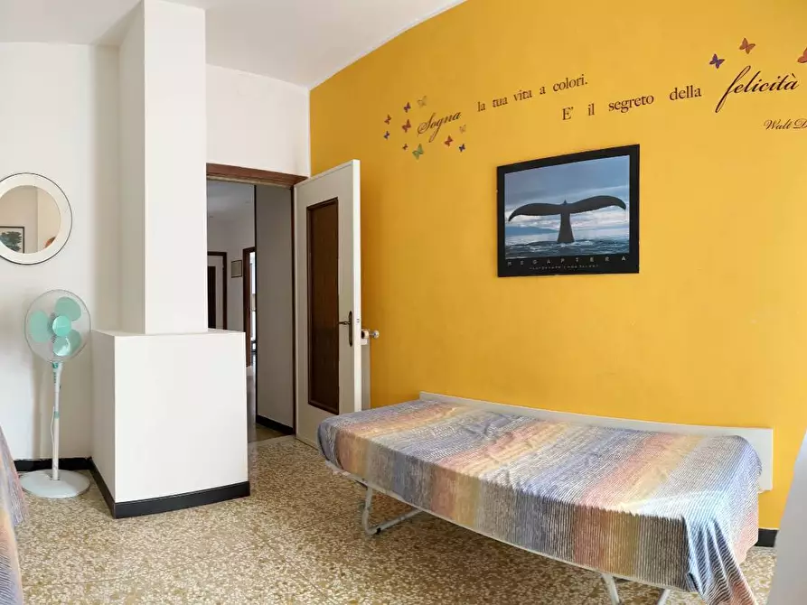 Immagine 16 di Appartamento in vendita  a Savona