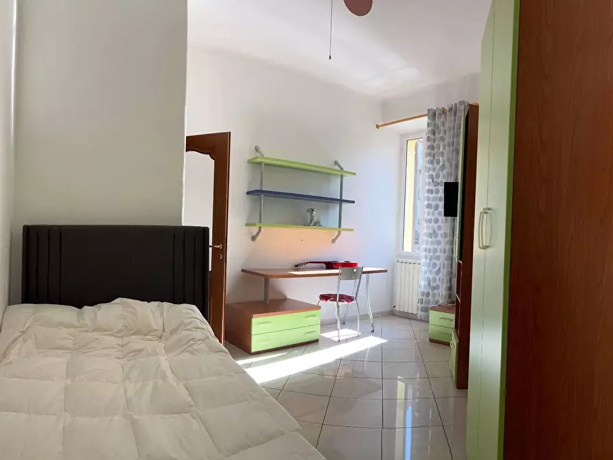 Immagine 16 di Appartamento in vendita  a Savona